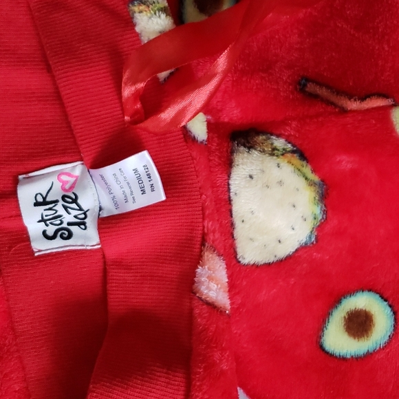 Red fuzzy pajama pants size medium - Picture 3 of 4
